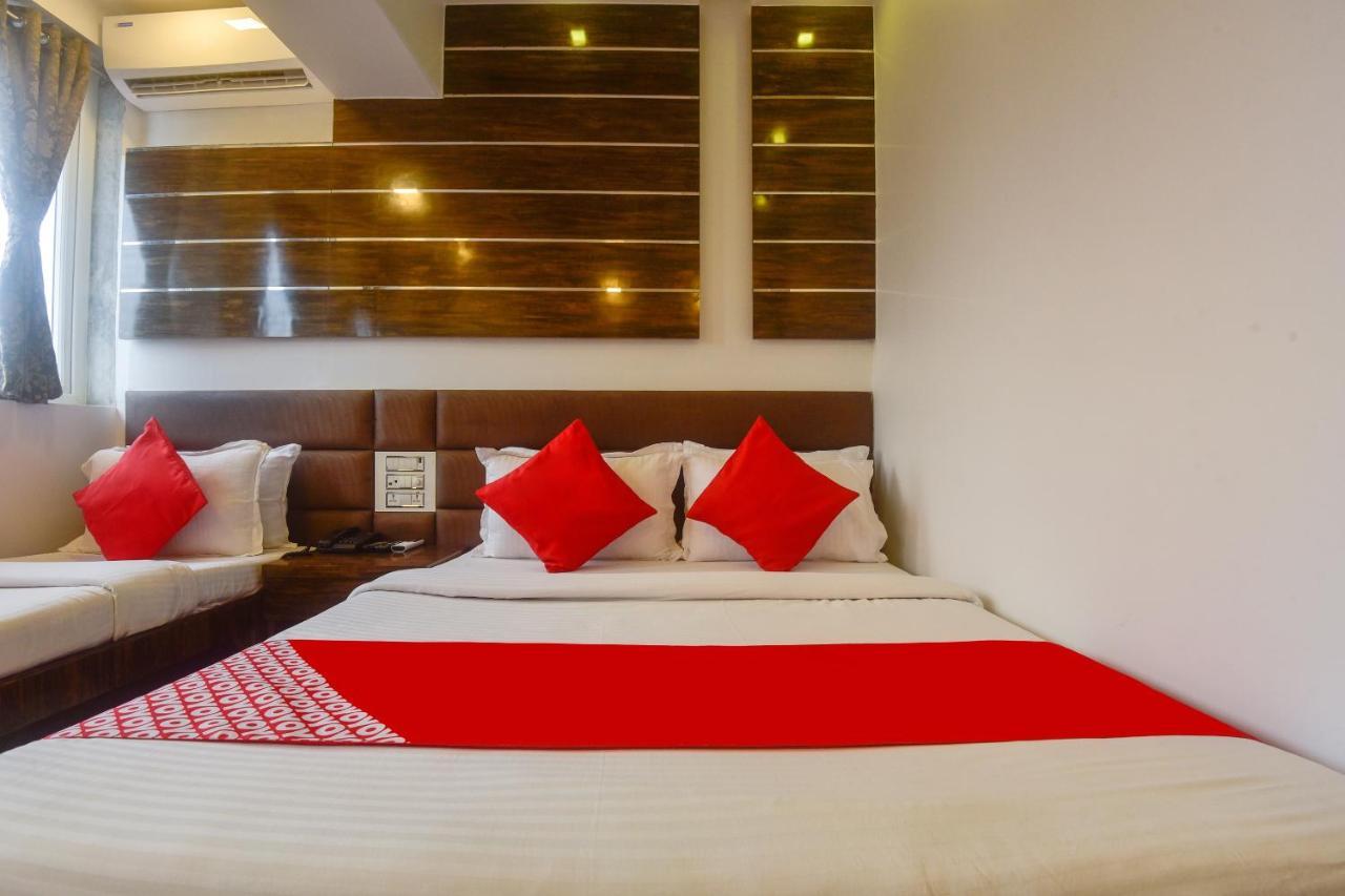 Oyo 28893 Hotel Gulf Bombay Extérieur photo