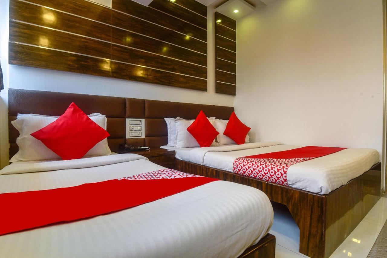Oyo 28893 Hotel Gulf Bombay Extérieur photo