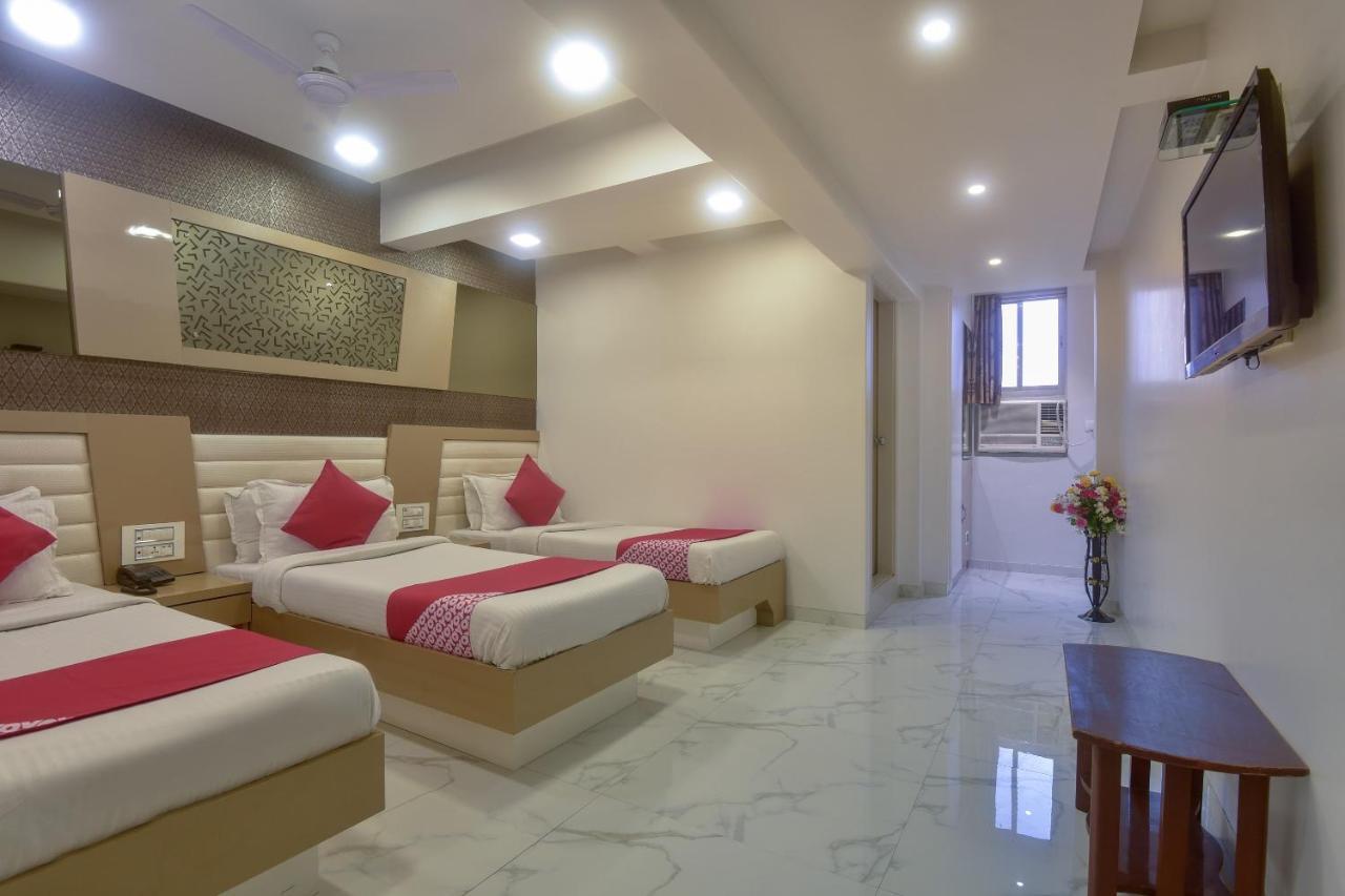 Oyo 28893 Hotel Gulf Bombay Extérieur photo